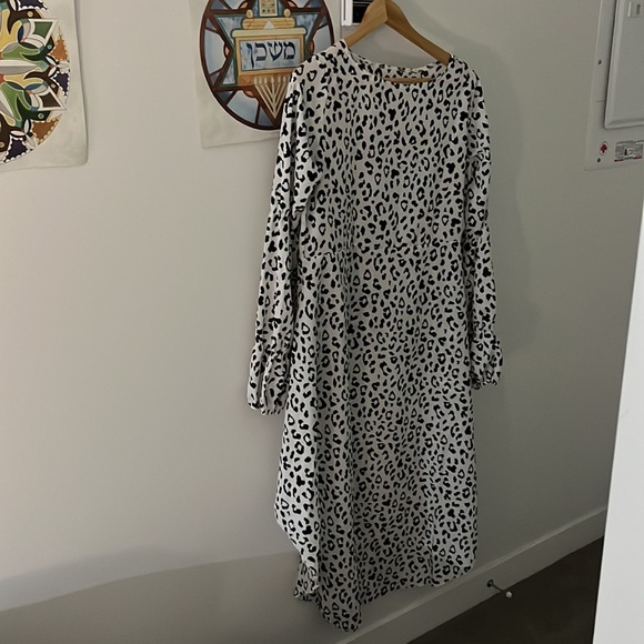 Dress /shirt/tunic statement party piece M-L black white snow leopard :) - Picture 7 of 8